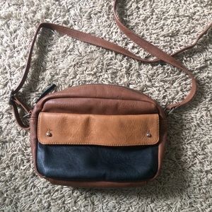 SOLD: American Eagle Outfitters Brown Crossbody